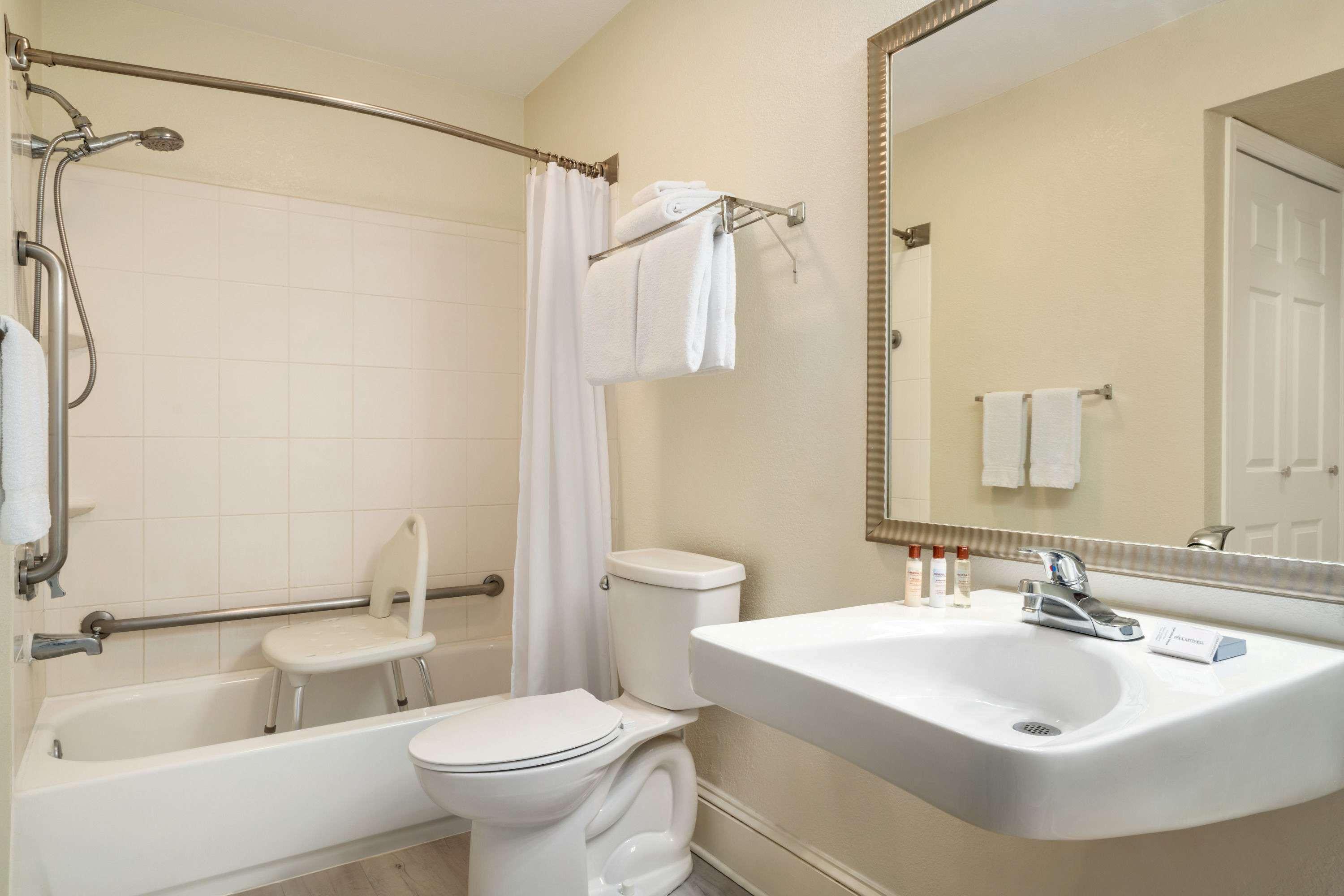 Hawthorn Suites By Wyndham Tinton Falls Eksteriør billede